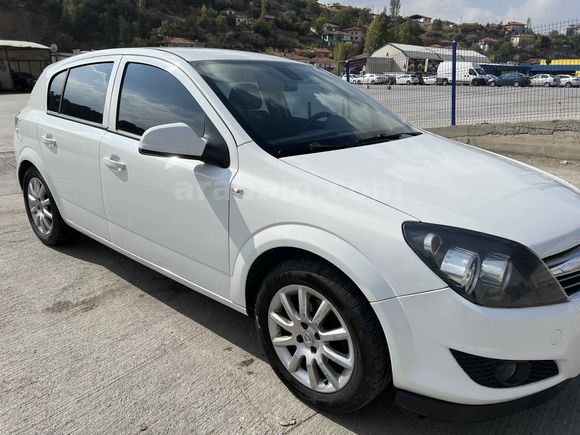 Sahibinden Opel Astra 1.4 Essentia 2011 Model 