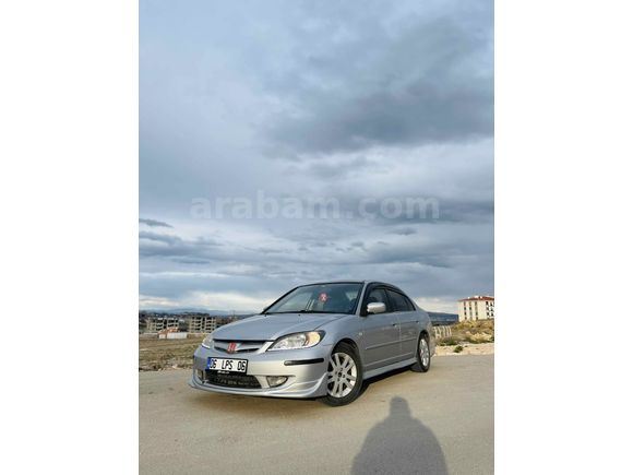 SAHİBİNDEN BAKIMLI ÖZEL PLAKALI HONDA