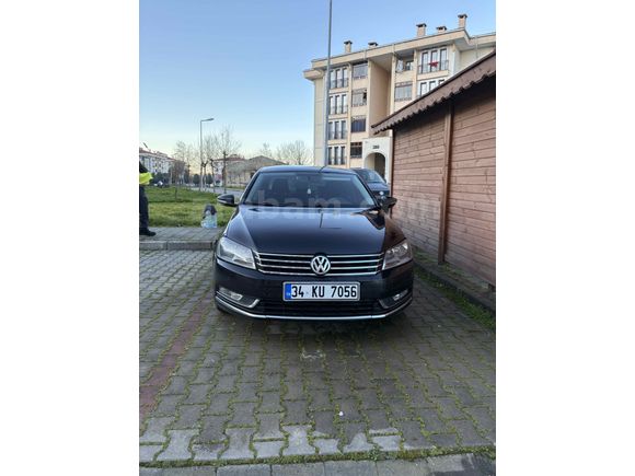 Sahibinden Volkswagen Passat 1.6 TDi BlueMotion Trendline 2014 Model  215.000 km Siyah
