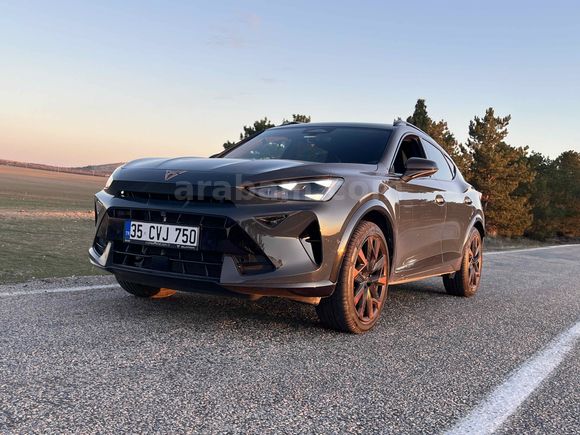 Sahibinden Cupra Formentor 1.5 eTSI VZ-Line 2025 Model  6.100 km Mavi (metalik)