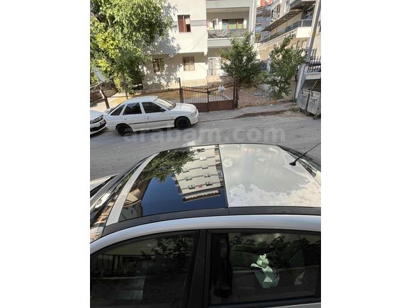 Sunrooflu düşük km Megane 2