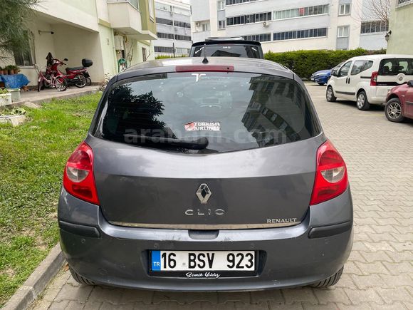 Sahibinden Renault Clio 1.4 Dynamique 2006 Model  267.000 km Mavi