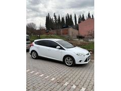Sahibinden Ford Focus 1.6 TDCi Trend X 2012 Model  228.000 km Beyaz
