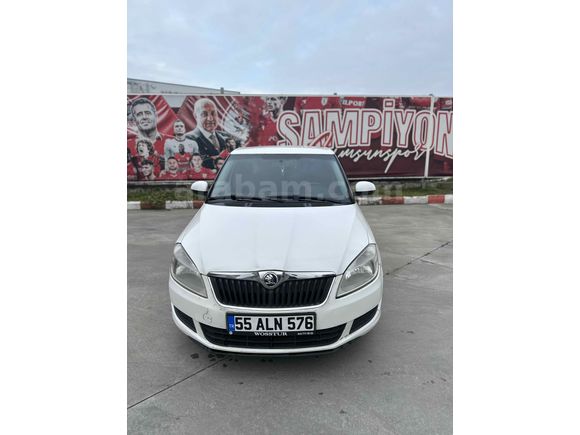 
2013 Skoda Fabia Ambition | Açıklamayı  Okuyun