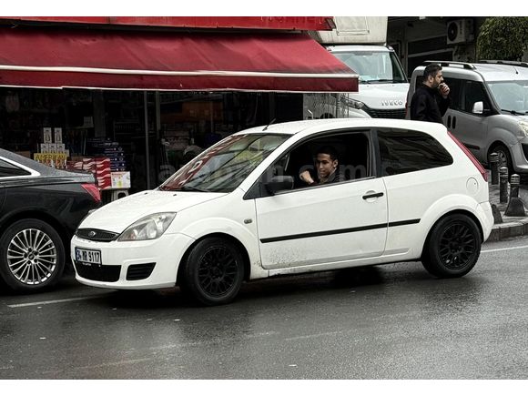 Sahibinden Ford Fiesta 1.4 TDCi Sport 2006 Model