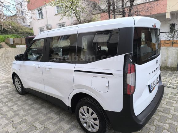 Sahibinden Ford Tourneo Courier 1.5 EcoBlue Deluxe 2024 Model