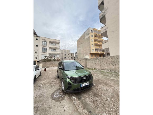 Sahibinden Ford Tourneo Courier 1.5 EcoBlue Titanium 2024 Model 