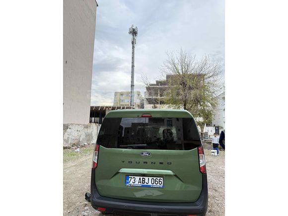 Sahibinden Ford Tourneo Courier 1.5 EcoBlue Titanium 2024 Model 
