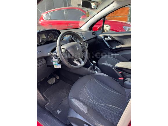 Sahibinden Peugeot 208 1.2 VTi Active 2013 Model