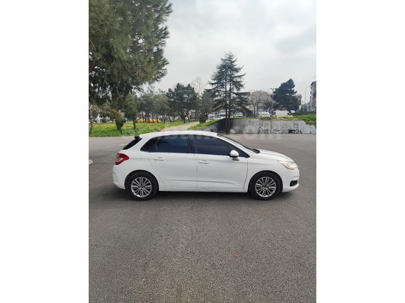 TEMİZ BAKIMLI CİTROEN C4 1.6 e-HDİ OTOMATİK COMFORD PLUS 193.000km