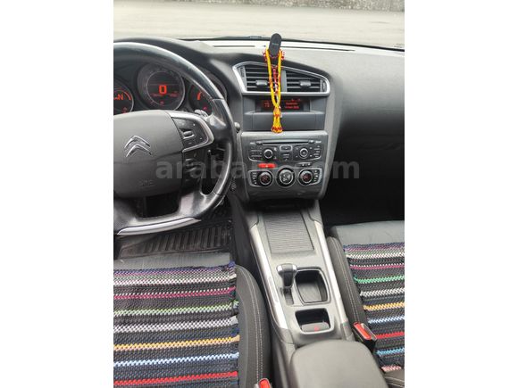 TEMİZ BAKIMLI CİTROEN C4 1.6 e-HDİ OTOMATİK COMFORD PLUS 193.000km