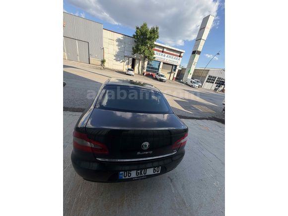 Sahibinden Skoda SuperB 1.6 TDI Elegance 2012 Model  Siyah