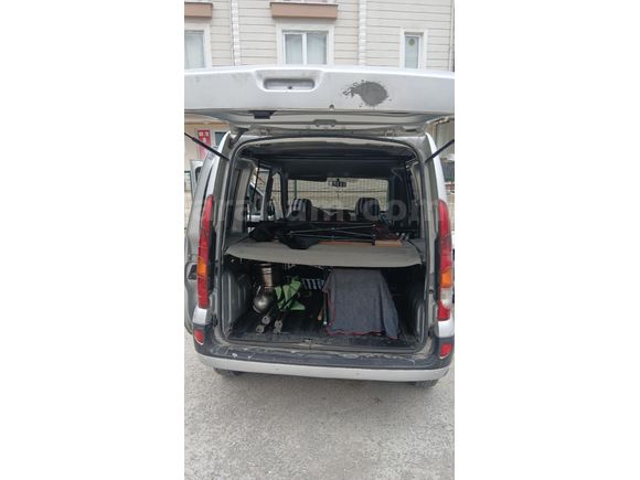 Sahibinden Renault Kangoo Multix 1.5 dCi Expression Chromeline 2010 Model