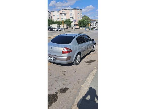 Sahibinden Renault Megane 1.6 Dynamique 2004 Model  216.000 km Bej