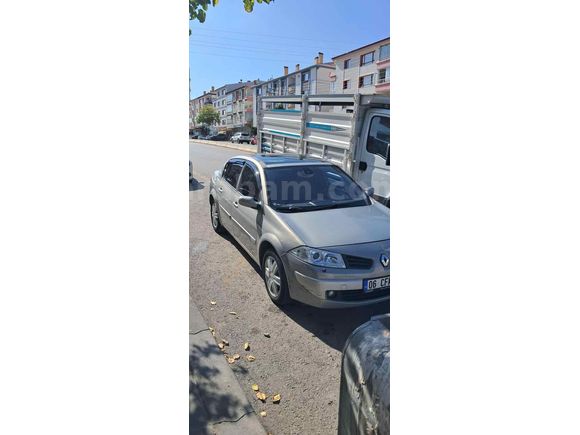 Sahibinden Renault Megane 1.6 Dynamique 2004 Model  216.000 km Bej