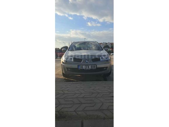 Sahibinden Renault Megane 1.6 Dynamique 2004 Model  216.000 km Bej