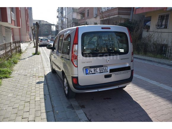 Sahibinden Renault Kangoo Multix 1.5 dCi Touch 2016 Model 