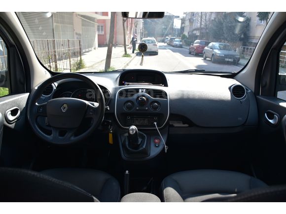 Sahibinden Renault Kangoo Multix 1.5 dCi Touch 2016 Model 