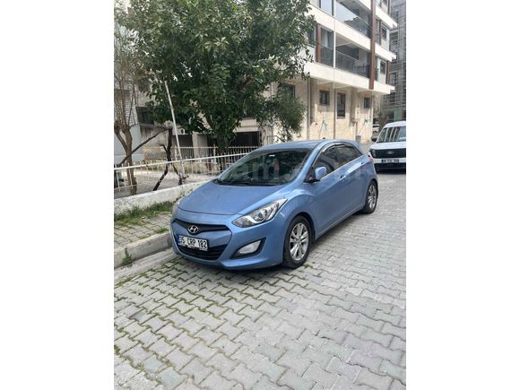 Sahibinden Temiz Hyundai i30 1.6 GDi Style 2014 Model 