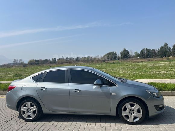 Sahibinden Opel Astra Aile Aracı