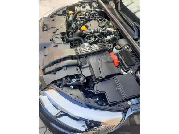 Sahibinden Renault Megane 1.5 Blue DCI Touch 2022 Model