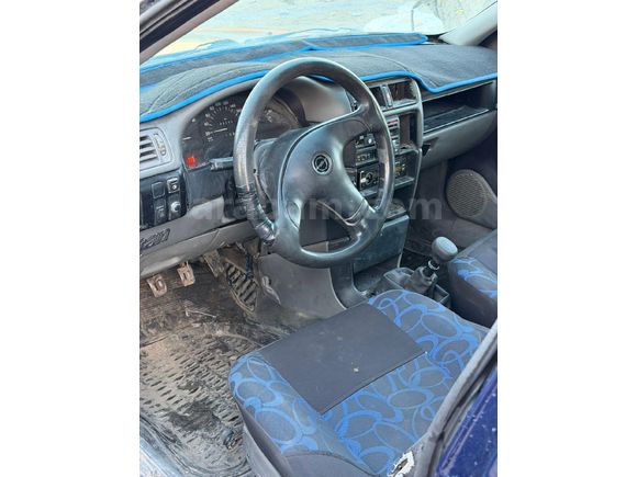 Sahibinden Opel Vectra 1.8 GL 1993 Model