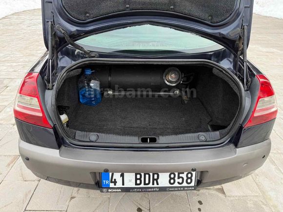 Sahibinden Renault Megane 1.6 Authentique 2008 Model 
