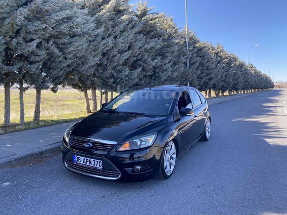 Hatasız   Elekt koltuk /sunroff /makam perde/Mercekli far 