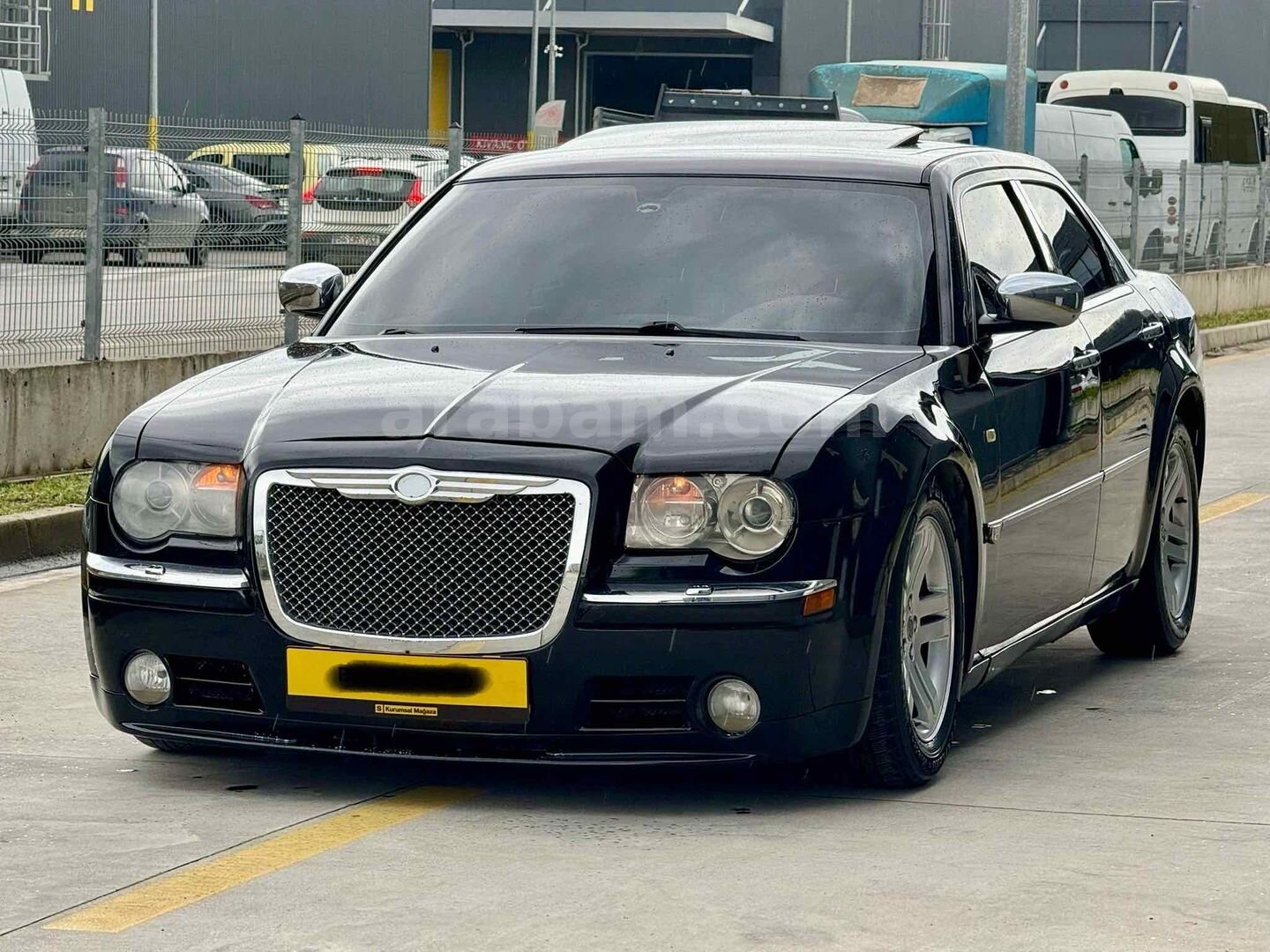 Galeriden Chrysler 300 C 2.7 2005 Model Sakarya 300.000 km Siyah 1