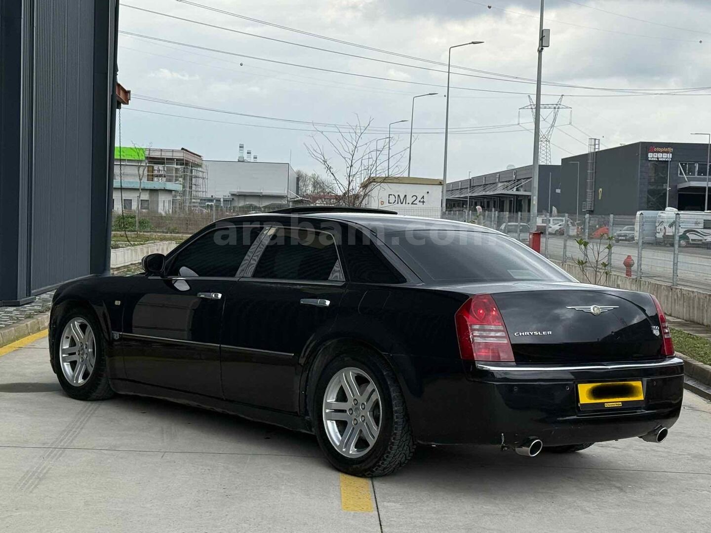 Galeriden Chrysler 300 C 2.7 2005 Model Sakarya 300.000 km Siyah 7