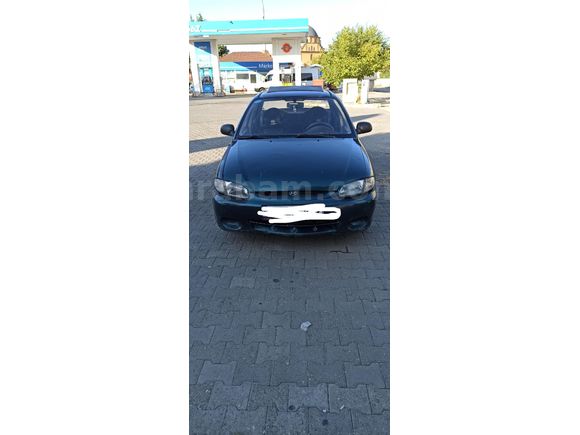 Sahibinden Hyundai Accent 1.3 LS 1999 Model  225.000 km Yeşil (metalik)