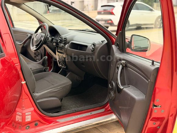 Sahibinden Dacia Sandero 1.5 dCi Stepway 2012 Model