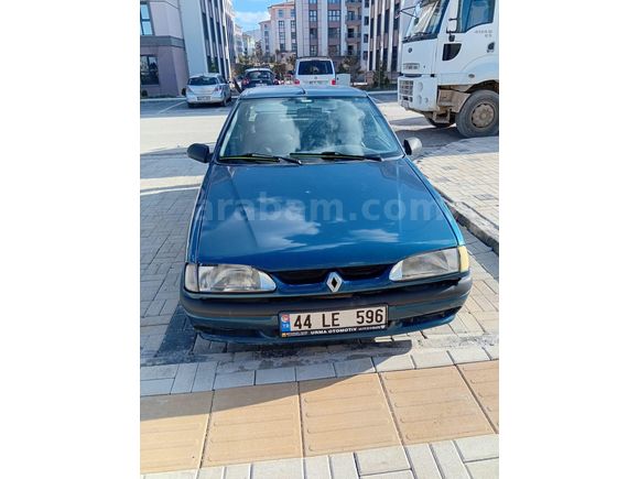 Sahibinden Renault R 19 1.6 Europa RT 1998 Model  62.000 km Mavi (metalik)