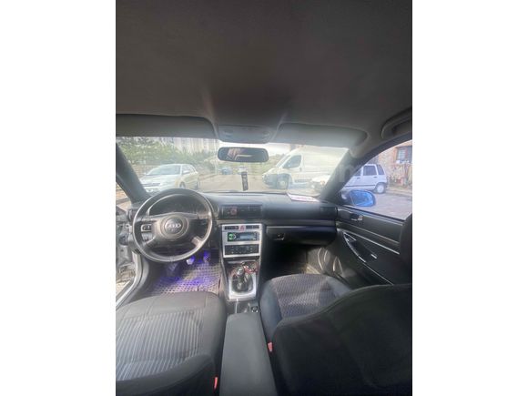 Sahibinden Audi A4 Sedan 1.6 2000 Model 