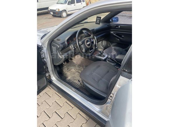 Sahibinden Audi A4 Sedan 1.6 2000 Model 