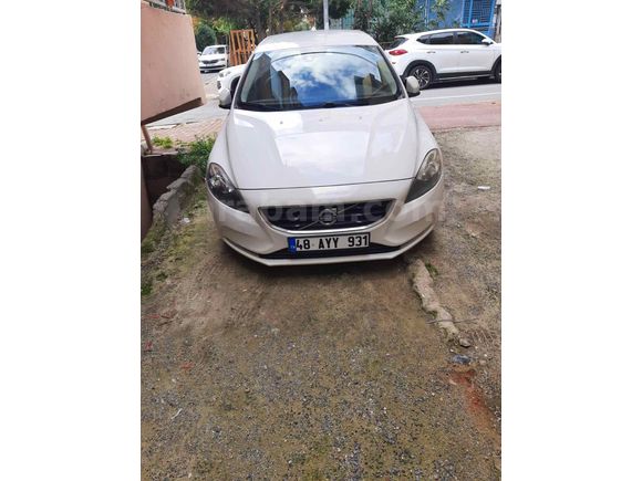 Sahibinden Volvo V40 1.6 D 2014 Model  105.000 Km  de