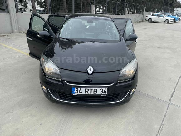 Sahibinden Renault Megane 1.5 dCi Icon 2013 Model  151.000 km Siyah