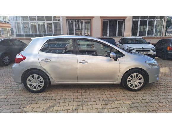 Sahibinden Toyota Auris 1.33 Comfort 2011 Model