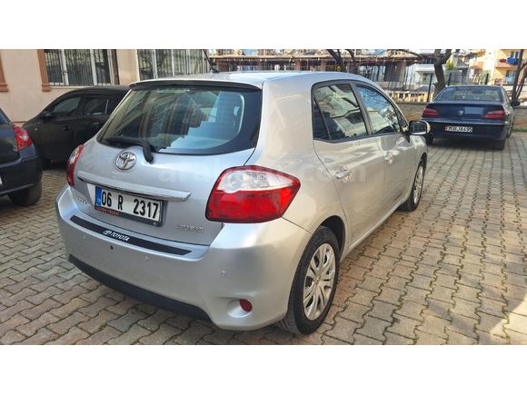 Sahibinden Toyota Auris 1.33 Comfort 2011 Model
