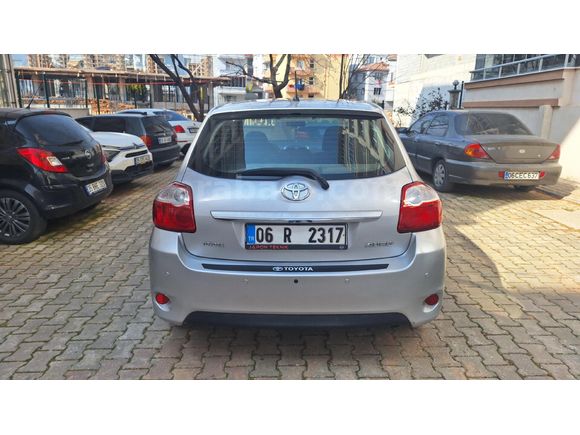 Sahibinden Toyota Auris 1.33 Comfort 2011 Model