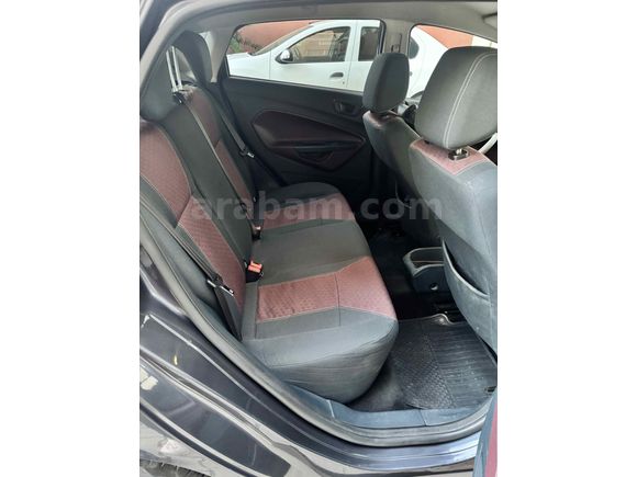 Sahibinden Ford Fiesta 1.4 Titanium X 2010 Model 