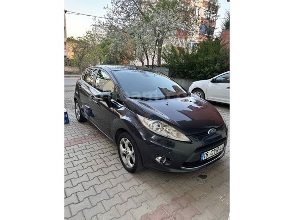 Sahibinden Ford Fiesta 1.4 Titanium X 2010 Model 