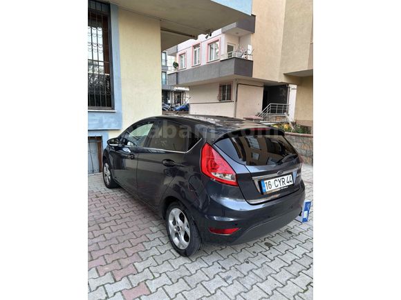Sahibinden Ford Fiesta 1.4 Titanium X 2010 Model 