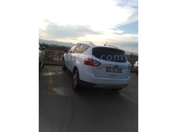 Sahibinden Ford Kuga 2.0 TDCi Selective 2011 Model  260.000 km Beyaz