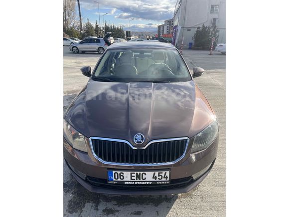 Sahibinden Skoda Octavia 1.6 TDI Style 2016 Model  263.000 km Kahverengi