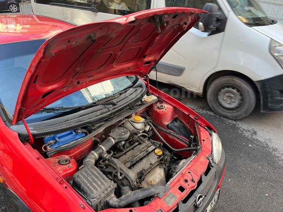 Sahibinden Opel Corsa 1.2 Swing 2000 Model 