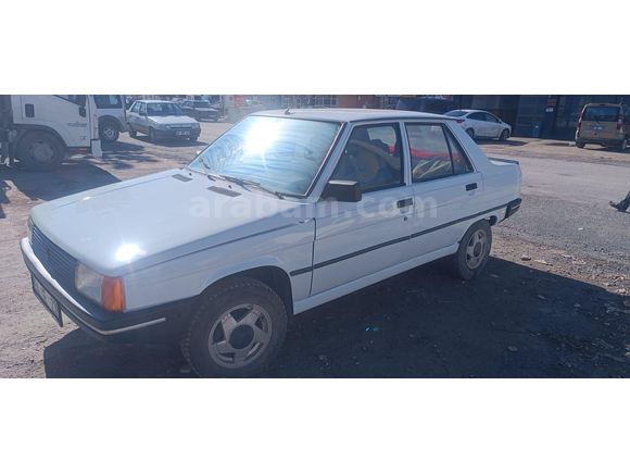 Sahibinden Renault R 9 1.4 GT 1992 Model  262.000 km Beyaz