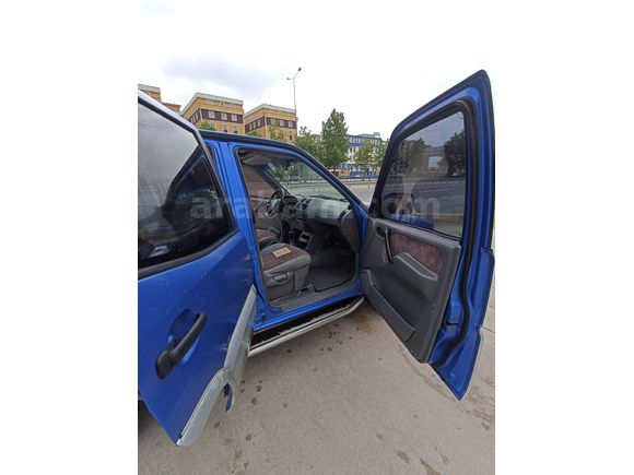 Takas olur Sahibinden Nissan Terrano 2.7 TDI Elegance 1999 Model
