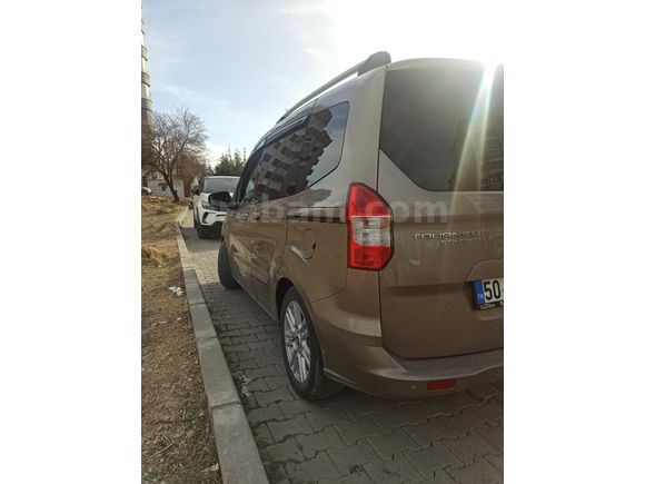 Sahibinden Ford Tourneo Courier 1.5 TDCi Titanium Plus 2020 Model