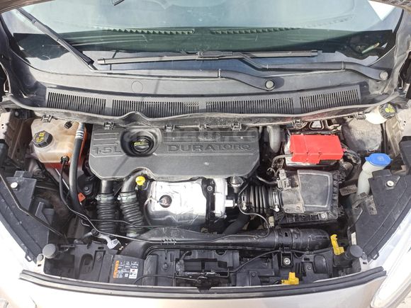 Sahibinden Ford Tourneo Courier 1.5 TDCi Titanium Plus 2020 Model